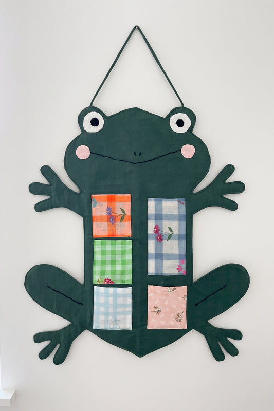 Handmade Frog Wall Organizer for Kids | Fabric Hanging Storage Pocket Organizer