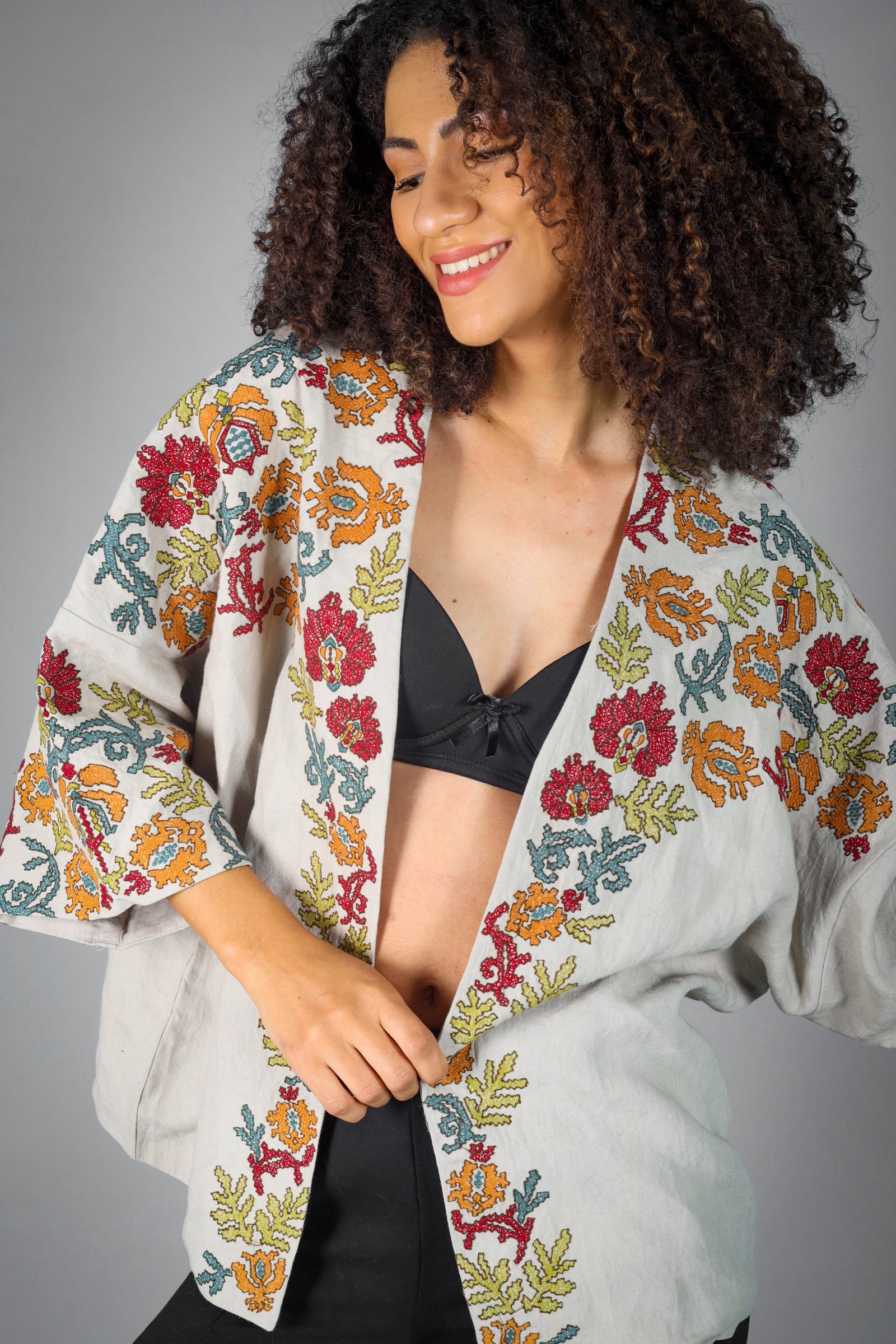 Anouk Embroidered Kimono/Shrug (Free Size)
