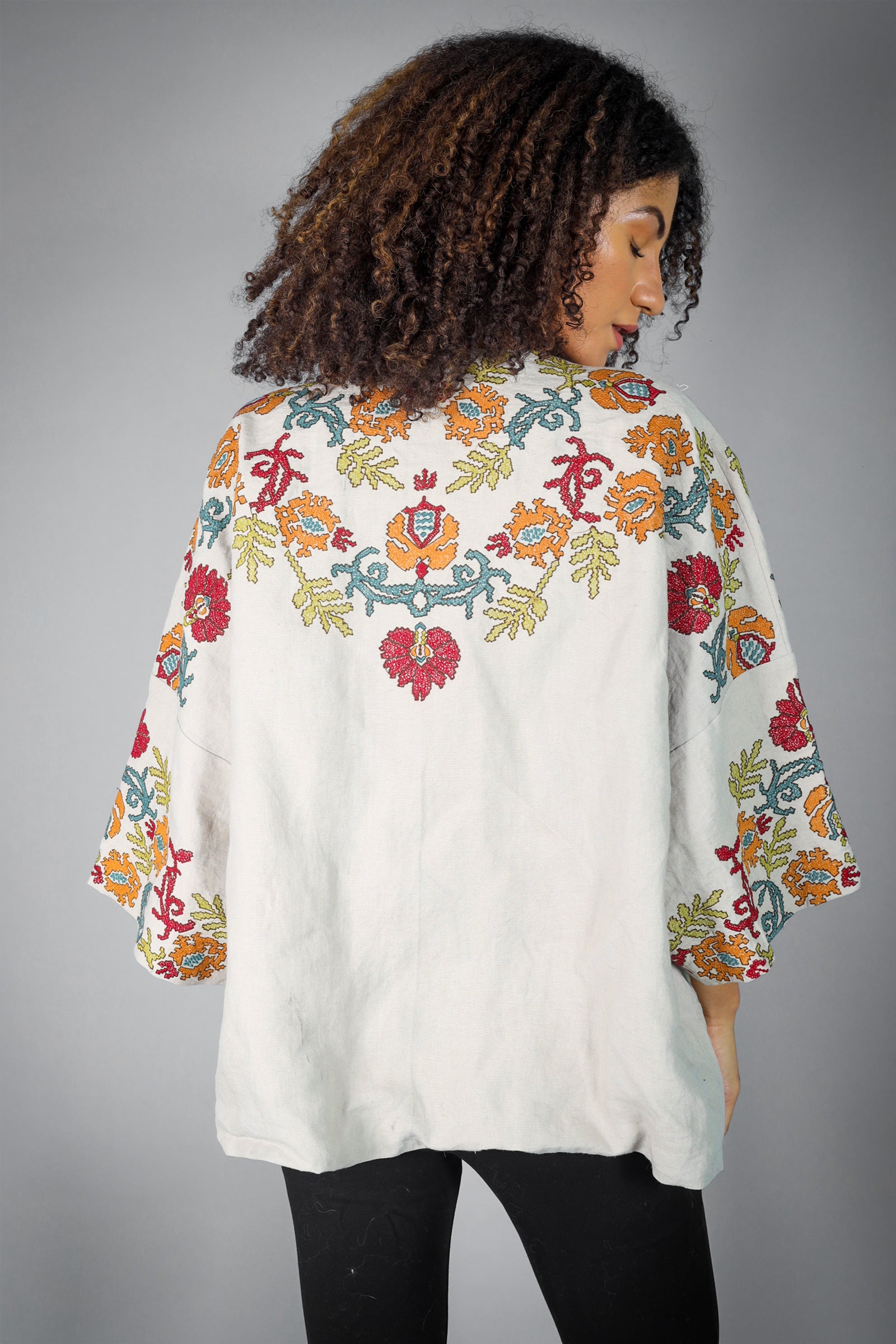 Anouk Embroidered Kimono/Shrug (Free Size)