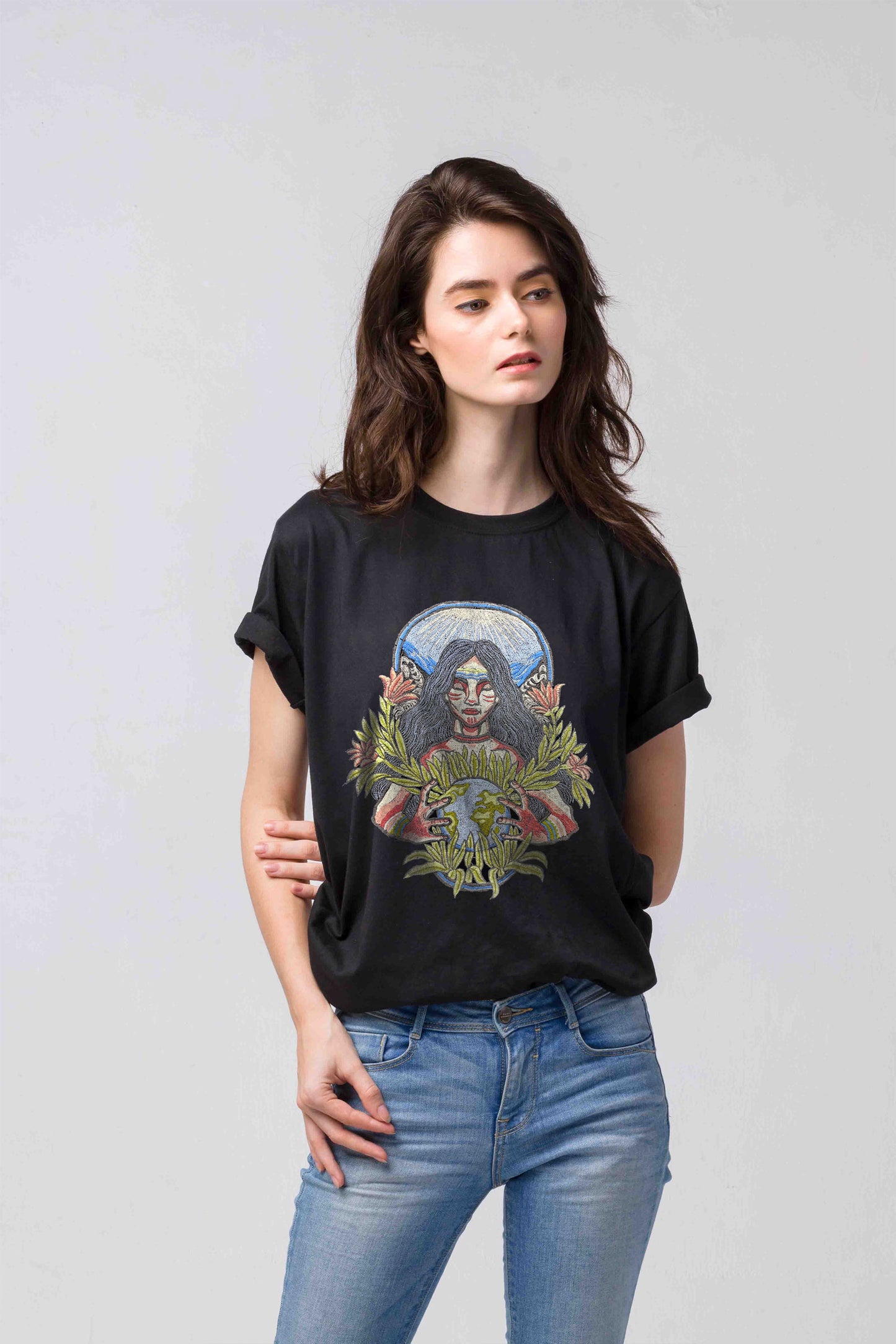 Mother Nature Embroidered Artwork Oversized T-shirt For Women