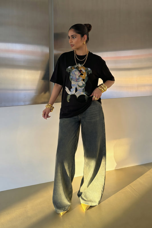 Ancient Egyptian Embroidered Artwork Half Sleeve T-shirt For Women
