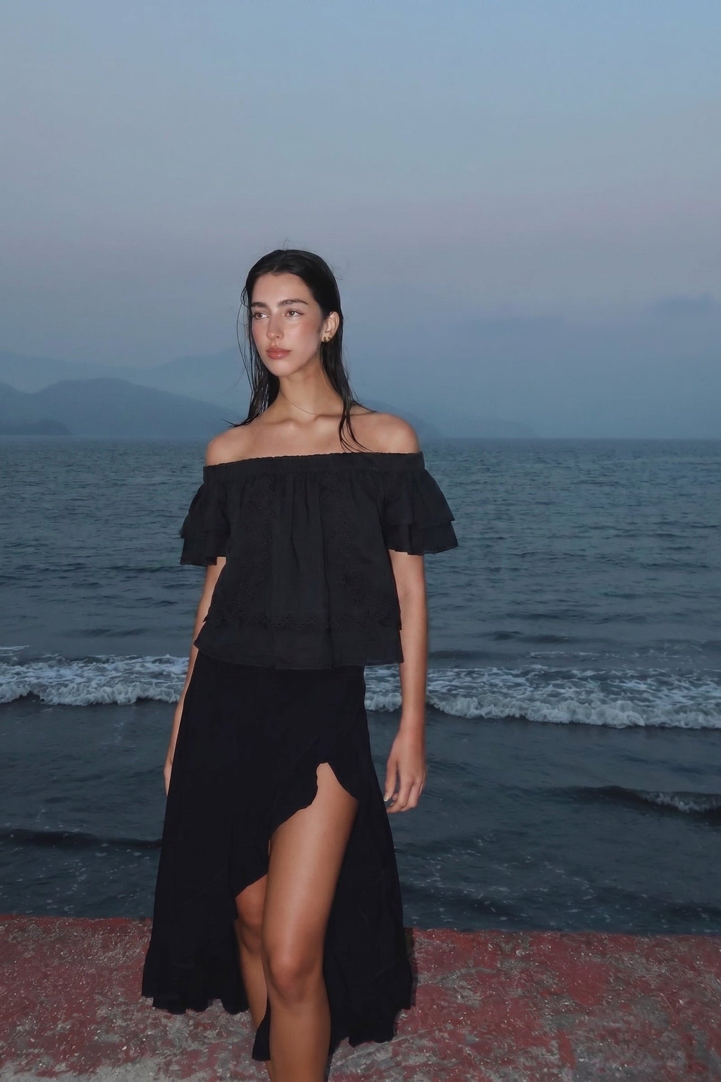 Sarah Off-Shoulder Top