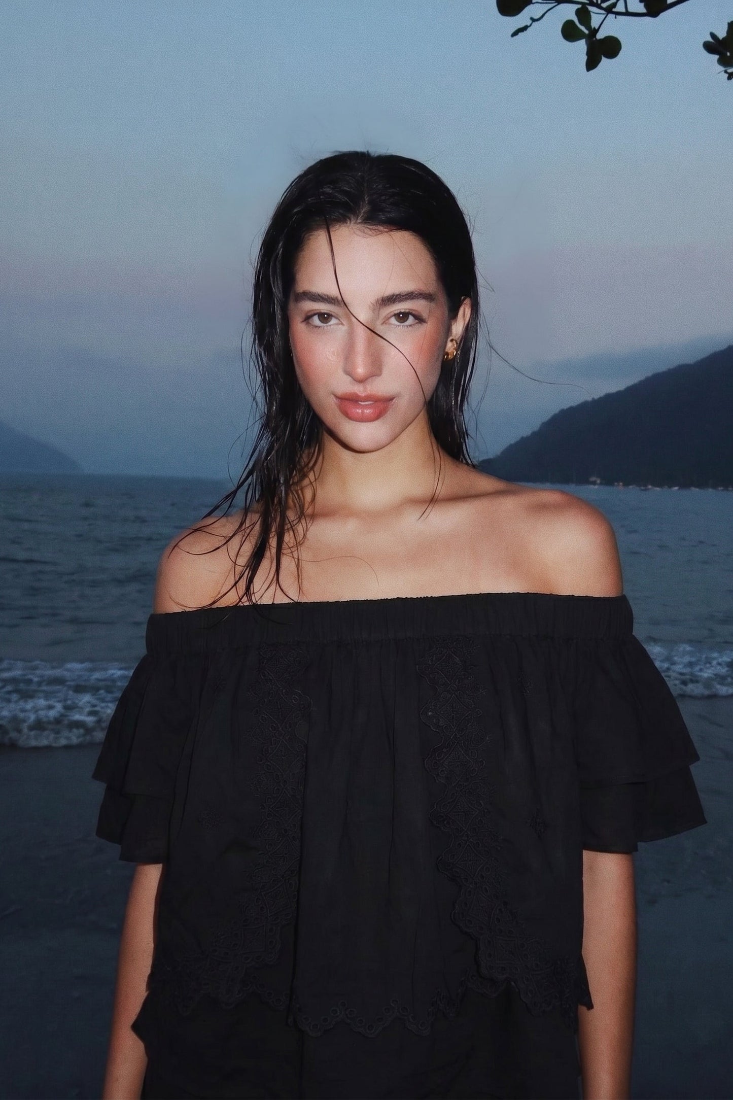 Sarah Off-Shoulder Top