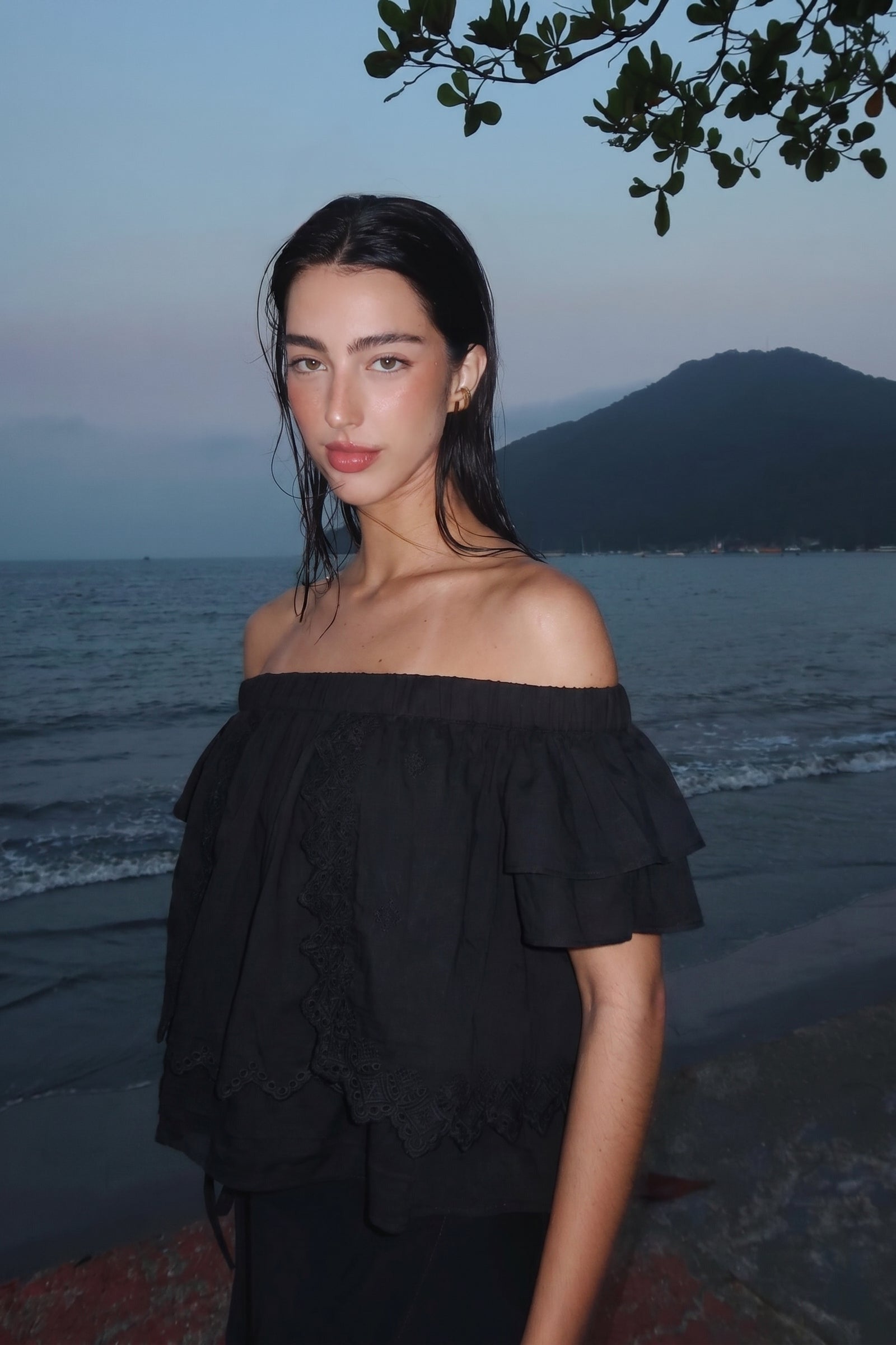 Sarah Off-Shoulder Top