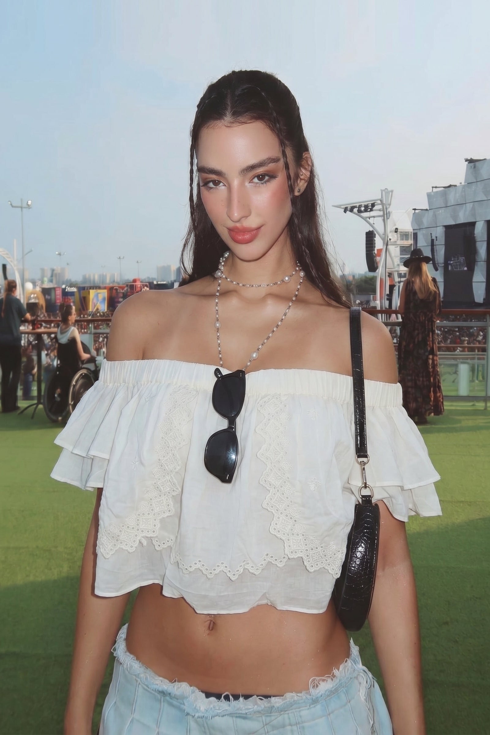 Sarah_Off-Shoulder_Top