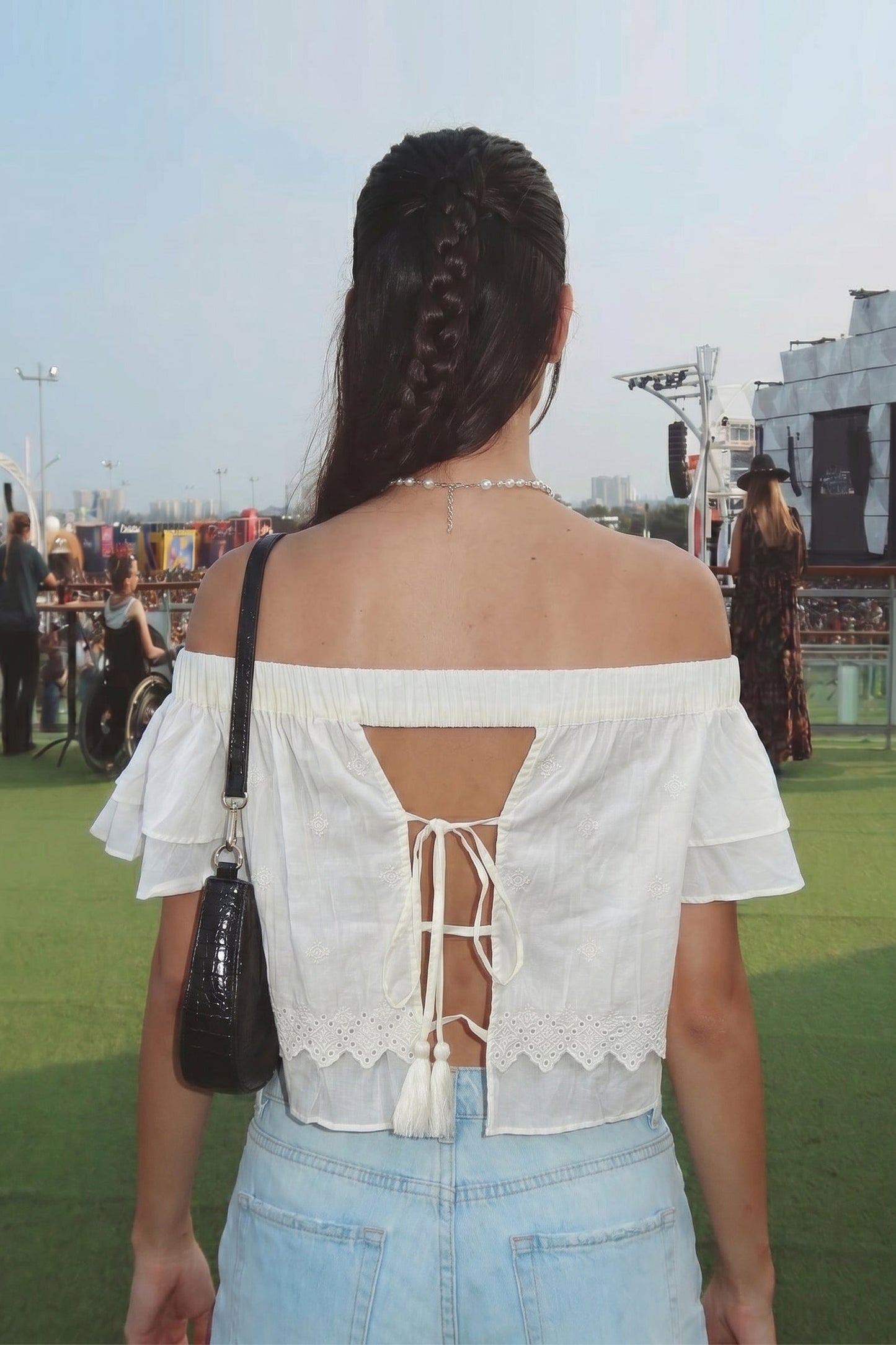 Sarah_Off-Shoulder_Top