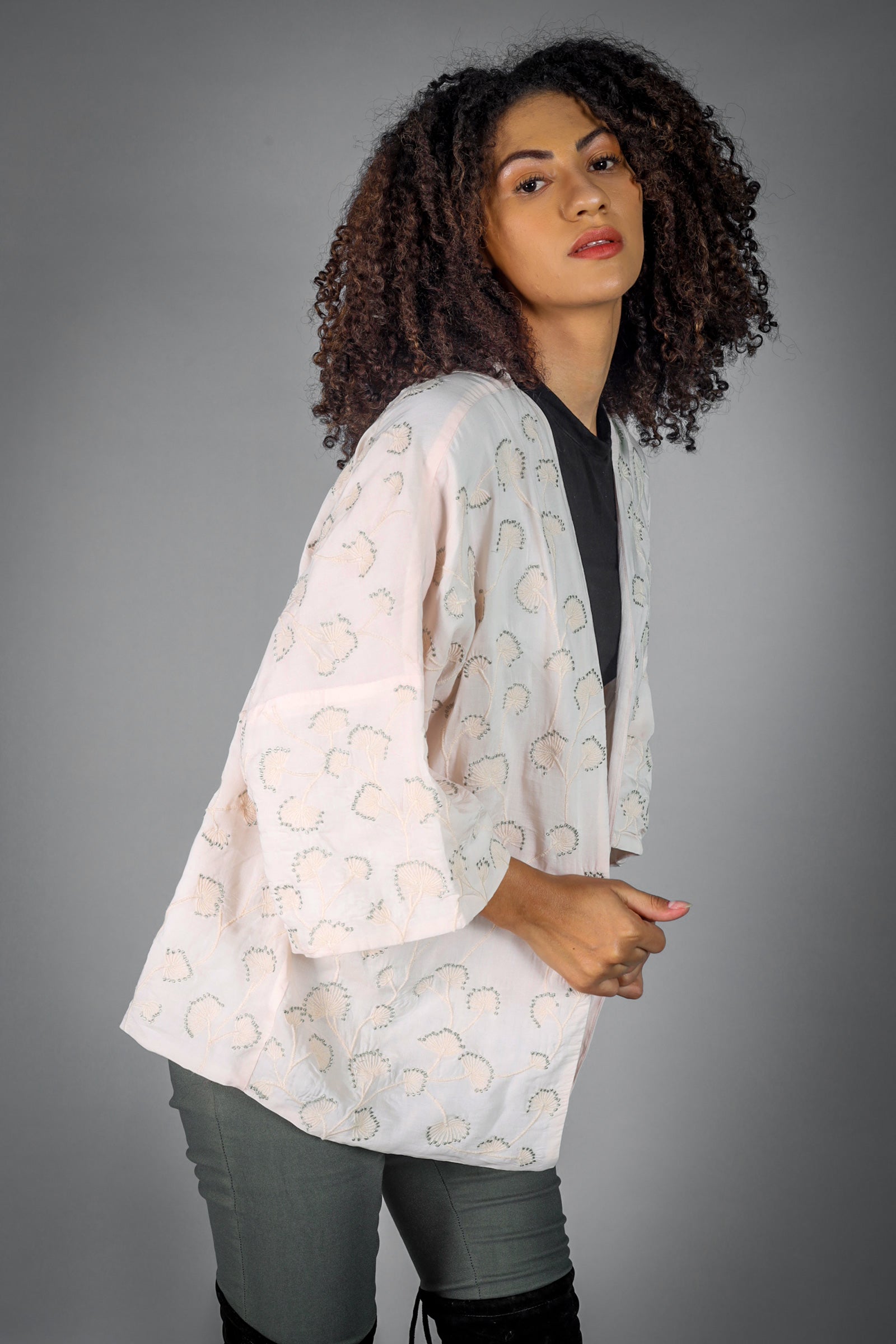Simone Embroidered Kimono/Shrug (Fress Size)