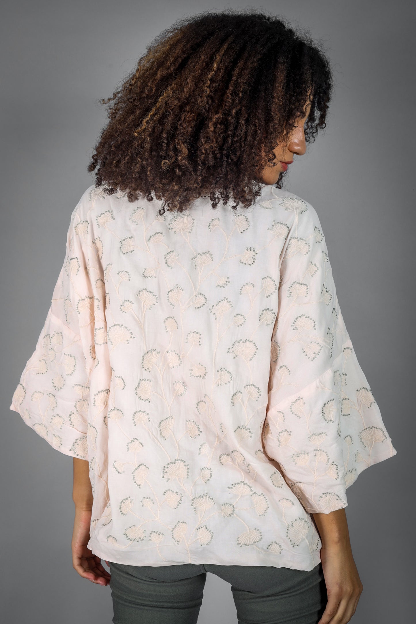 Simone Embroidered Kimono/Shrug (Fress Size)