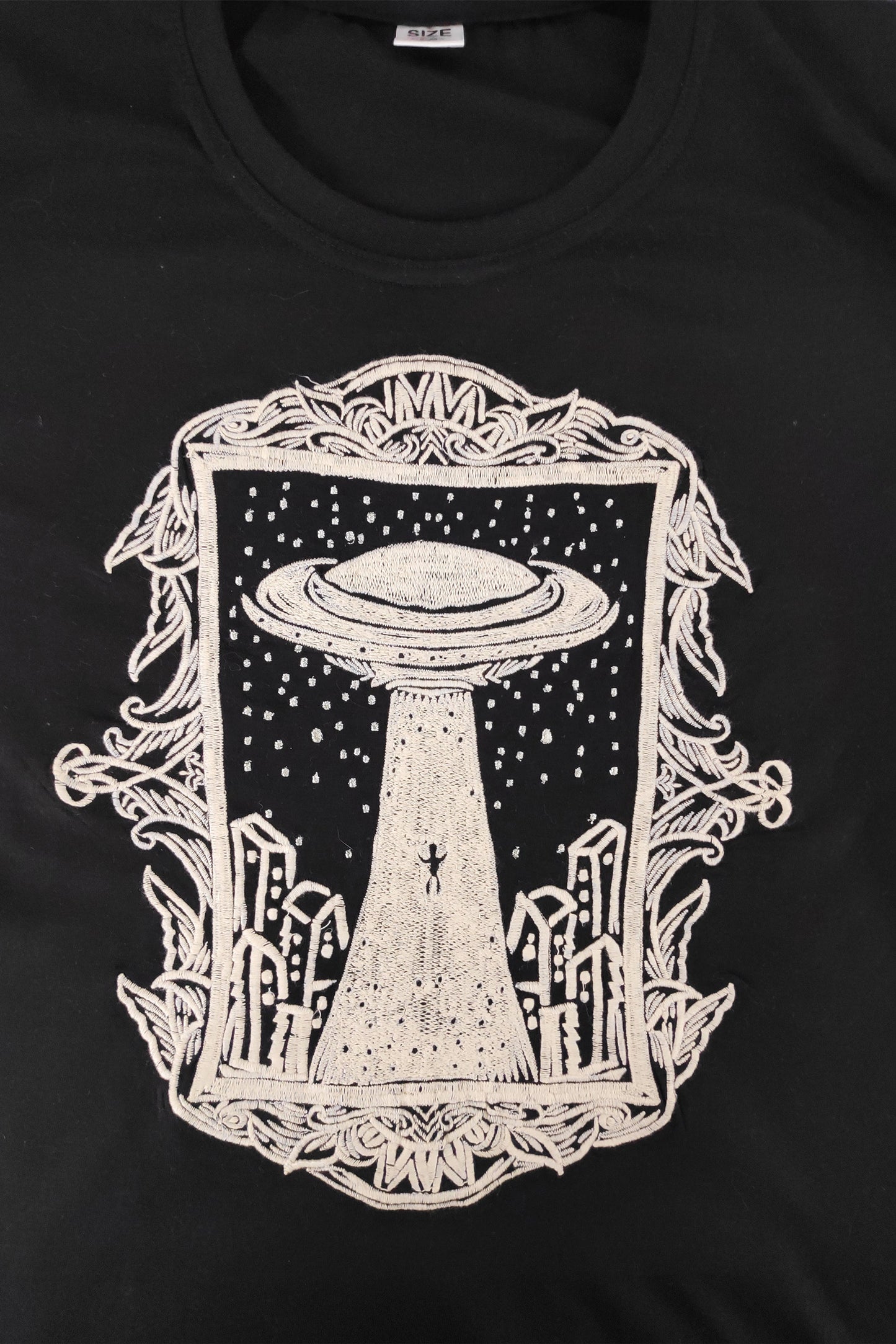 UFO Engraving Ornament Embroidered Artwork Half Sleeve T-shirt For Women